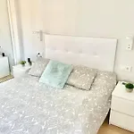 Lägenhet El Mirador De Viesques. Piscina Y Parking Privado! Gijón