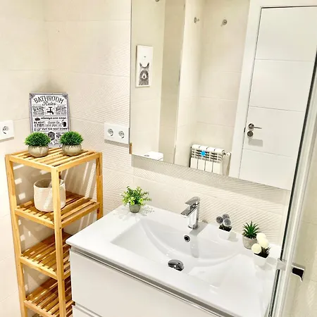 El Mirador De Viesques. Piscina Y Parking Privado!