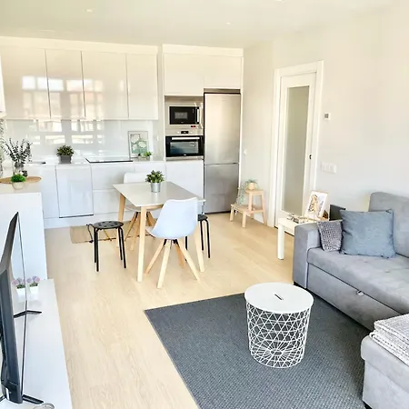 El Mirador De Viesques. Piscina Y Parking Privado! 아파트 *