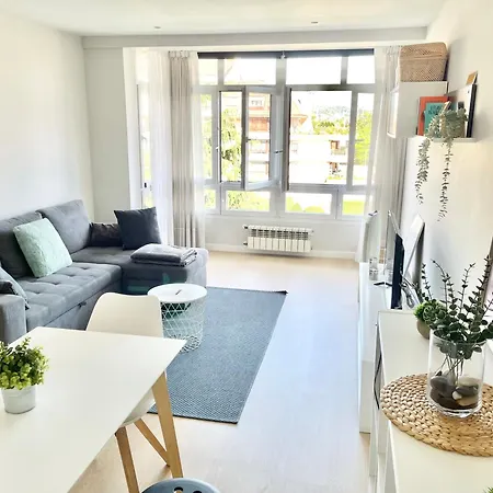 El Mirador De Viesques. Piscina Y Parking Privado! * 기욘