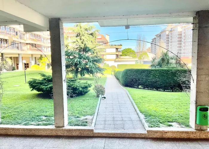 Apartment El Mirador De Viesques. Piscina Y Parking Privado! Gijón